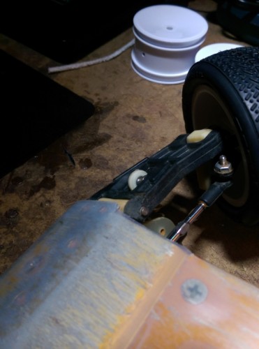 These arms were used for about 5 batteries. The chassis tape wore away- this is with a new chassis protector installed.