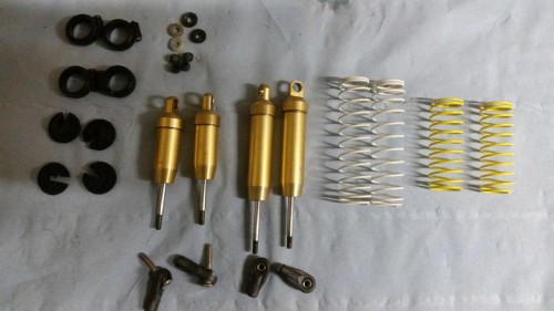 kyosho gold shock cleaned and rebuilt .jpg