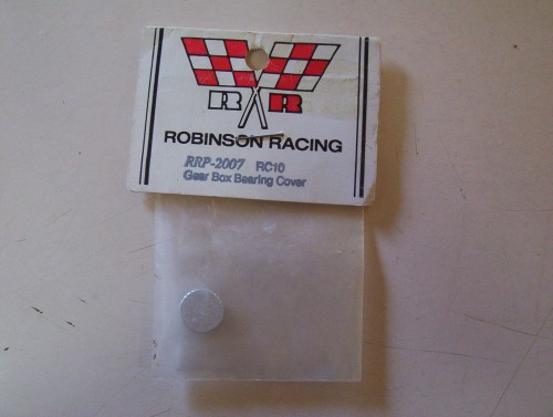 Robinson Racing Bearing Plug 001.JPG