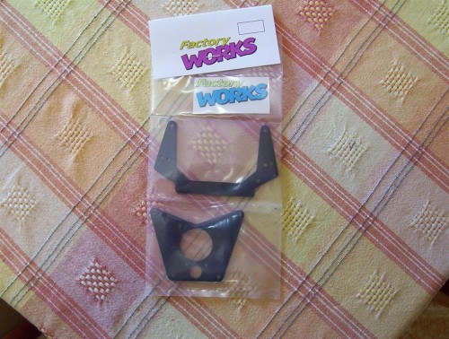 Vintage MIP Style Shock Towers from Factory Works (Medium).JPG