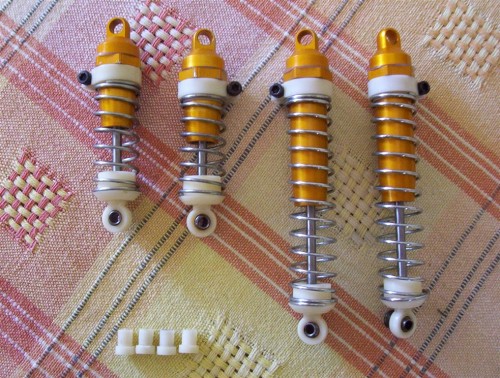 Rc10 Retro Racer Shocks 001 (Medium).JPG