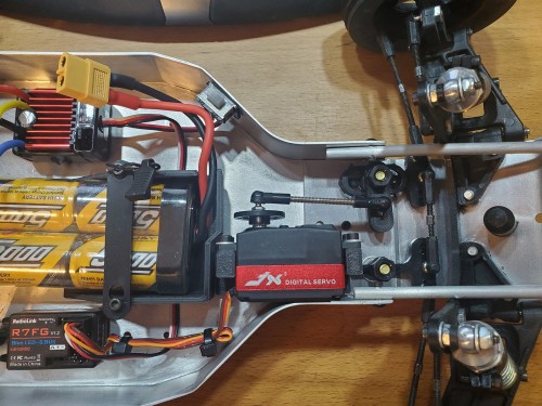 rc10 bully steering.jpg