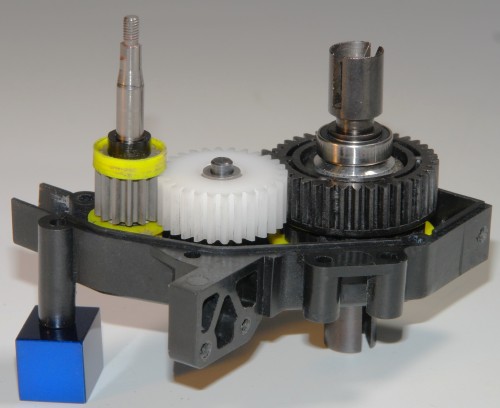 Kyosho gear width.2.JPG
