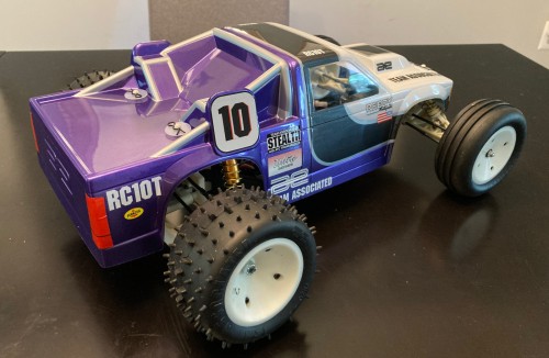 rc10t_02_small.jpg