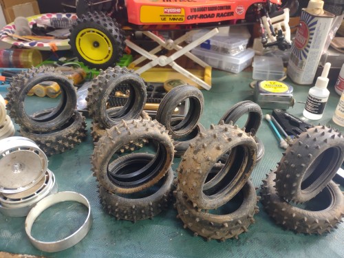 front tires dirty.jpg