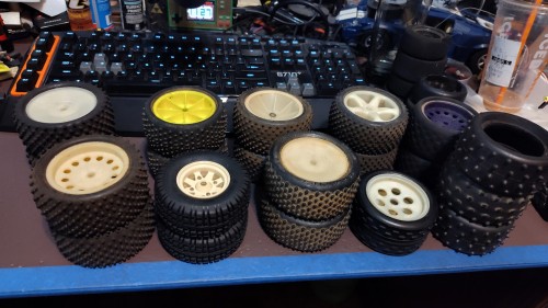 tire lot.jpg