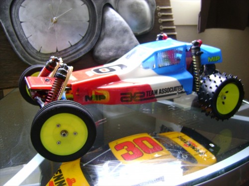 RC10bear 004.jpg