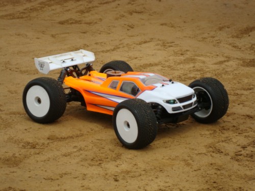 Losi Eight T2.0 3.JPG