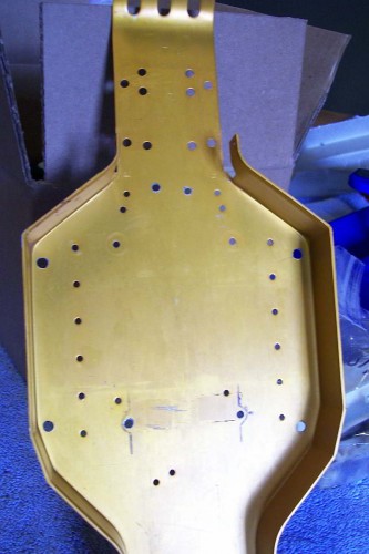 rc10cleaninsidechassis.jpg
