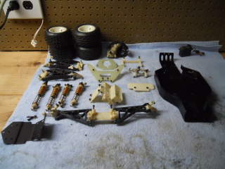 rc10tapart2.jpg