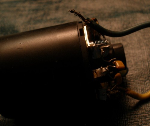 UnknownMotor_BrokenResistor1.jpg