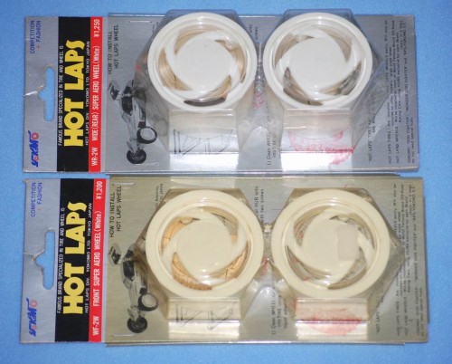 yokomo hotlaps super aero wheel white front & rear.JPG