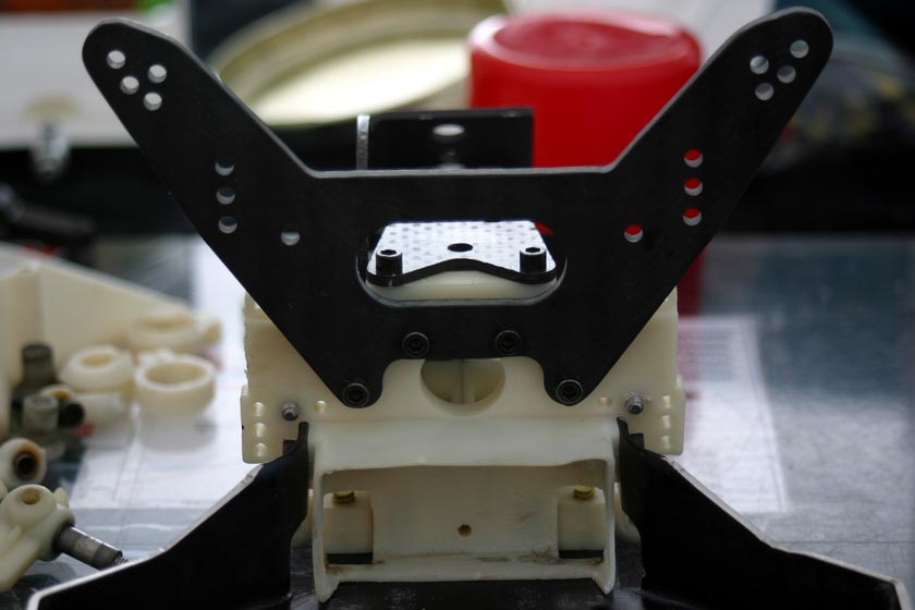 RC10T-damperplate.jpg