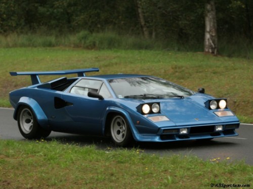 1982_lamborghini_countach_5000_s_21_m[1].jpg