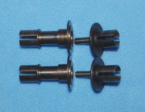 yokomo yr-4 870C outdrives.JPG