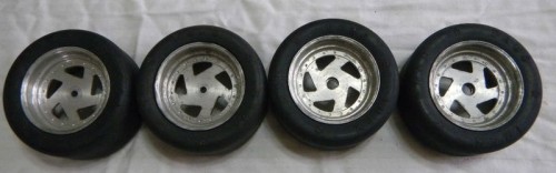 AlloyWheels1.jpg
