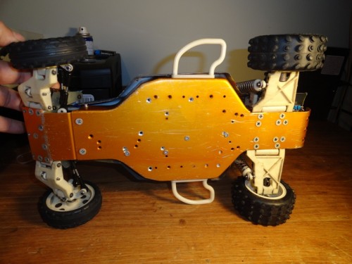 RC10 bottom.JPG