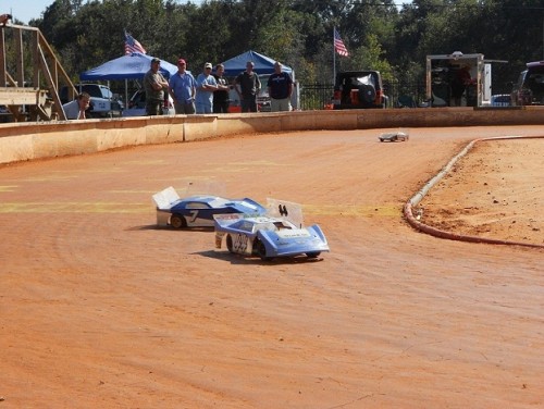 Front straight, from turn 1.