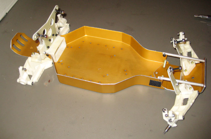 GOLD-RC10-02.jpg
