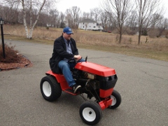 WHEEL HORSE (240x180).jpg