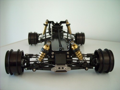 Kyosho Optima Mid Turbo Black 010.JPG