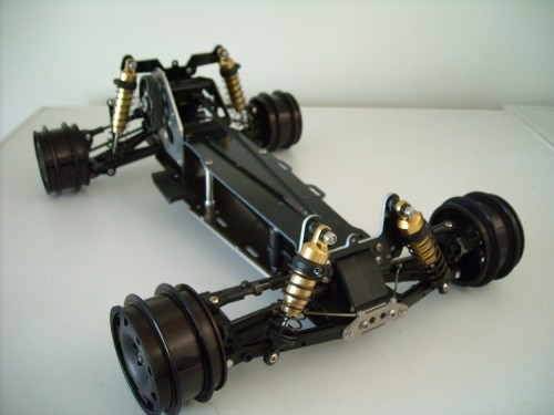 Kyosho Optima Mid Turbo Black 011.JPG