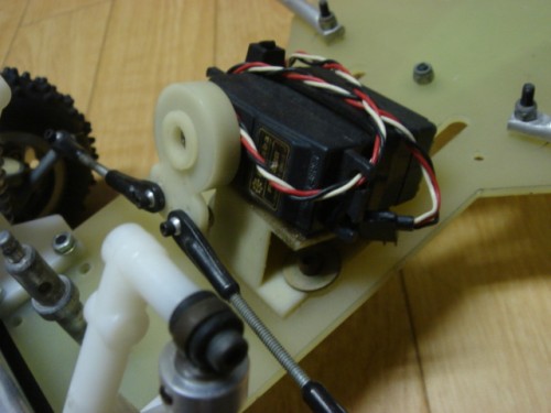 servo saver 1.JPG