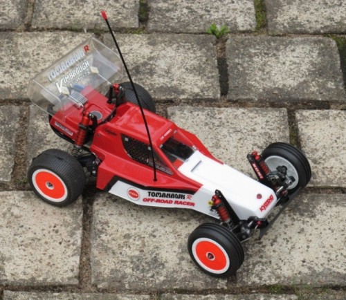 Vonats Kyosho Tomahawk R 188b.jpg