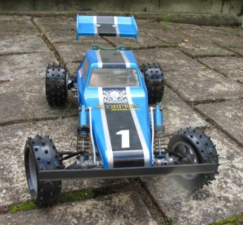 Kyosho Scorpion Parma 7.jpg