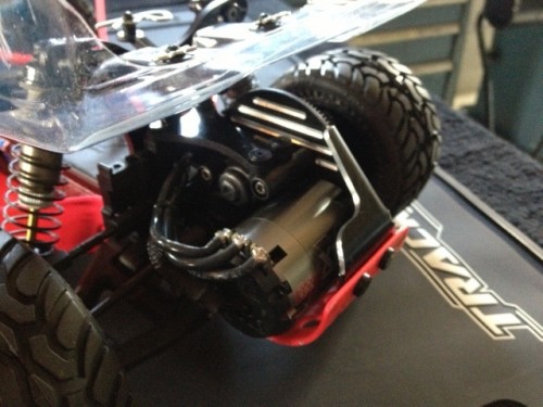 Here is one side of the motor plate.