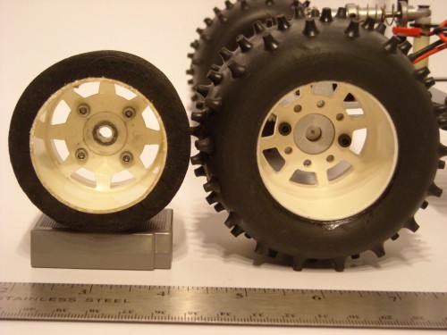 BolinkInvaderMTwheels 001.jpg