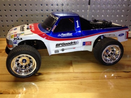 Tamiya TL-01B (Tamiya Brushless, RPM wheels, TA-01 body) 002_small.JPG