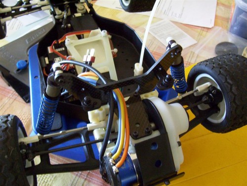 RC10T Parts 006 (Medium).JPG